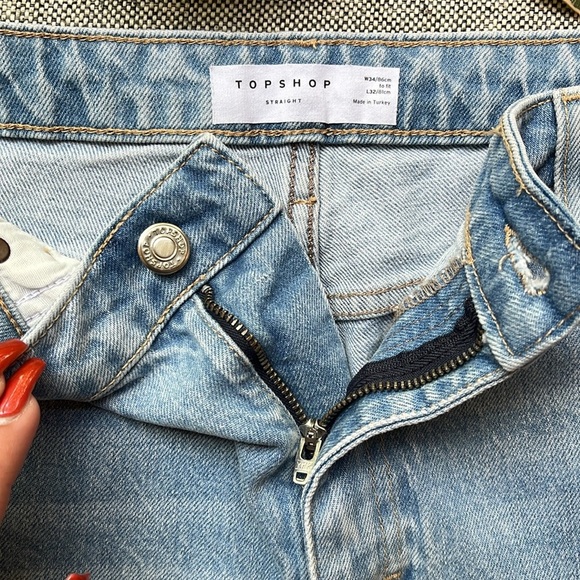 🔹 Topshop Straight leg Light Denim jeans with Distressed hem , Size: 34 - Picture 9 of 17